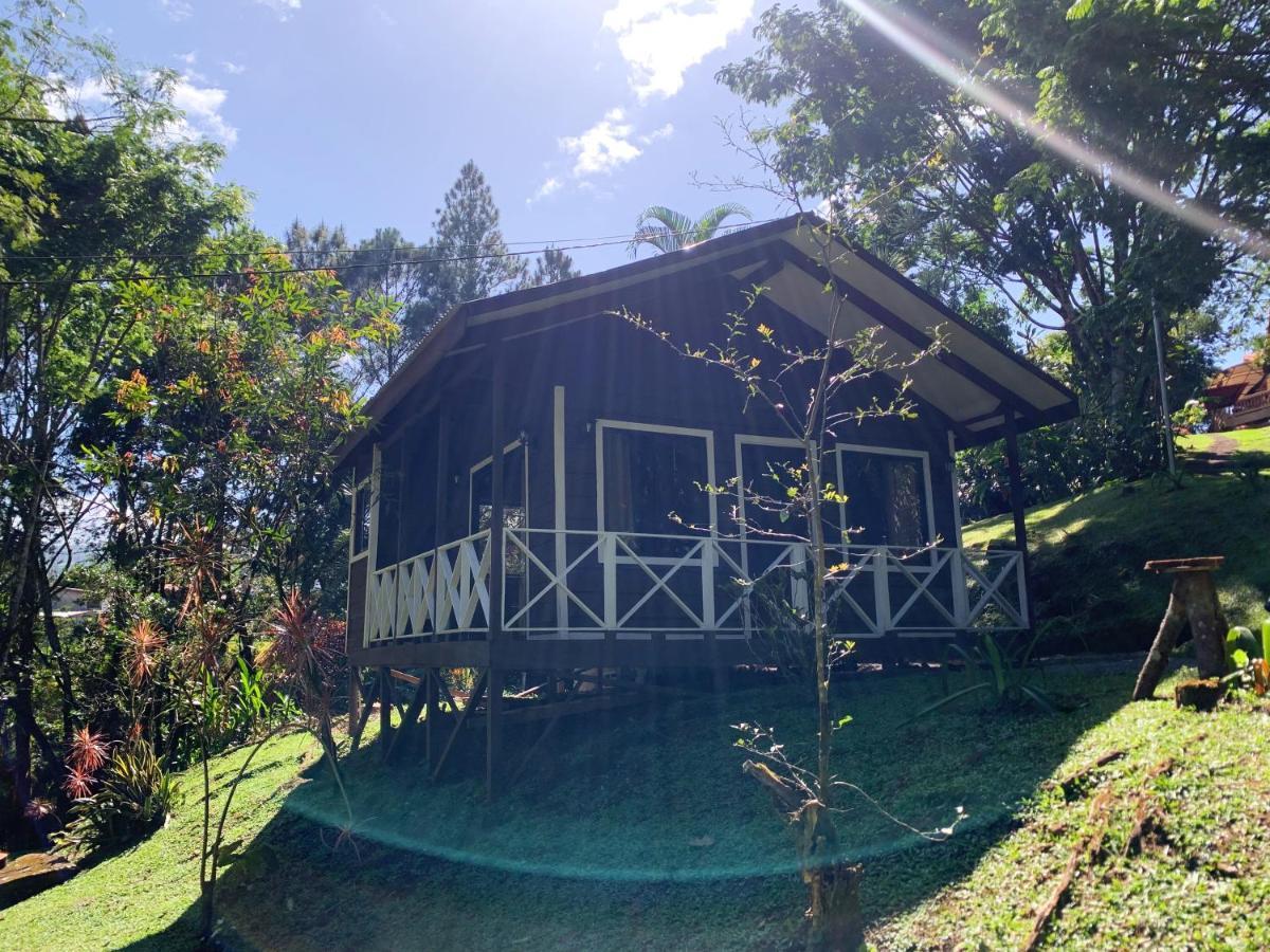 Hospedaje La Naciente Bed & Breakfast Turrialba Luaran gambar