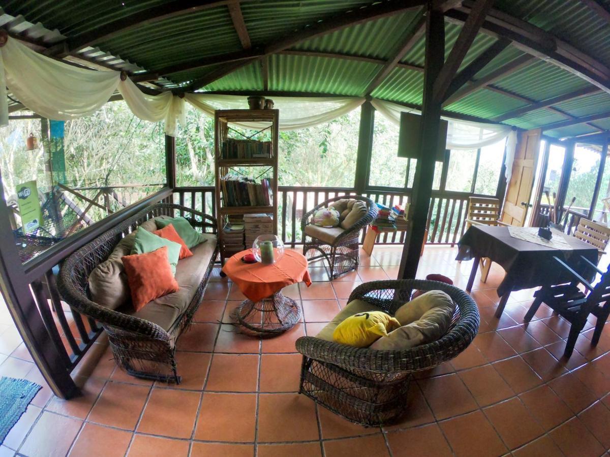 Hospedaje La Naciente Bed & Breakfast Turrialba Luaran gambar