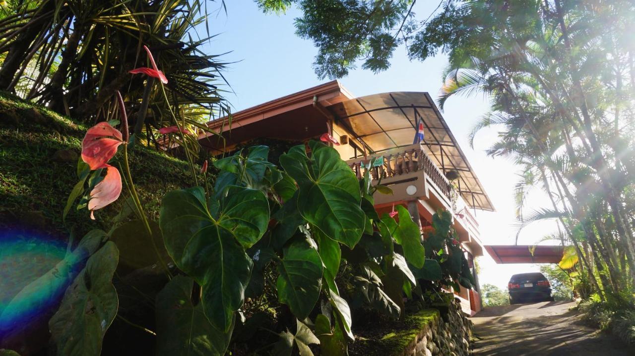 Hospedaje La Naciente Bed & Breakfast Turrialba Luaran gambar